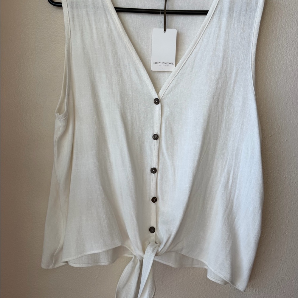 Green Envelope White Tie-Front V-Neck Button Tank
